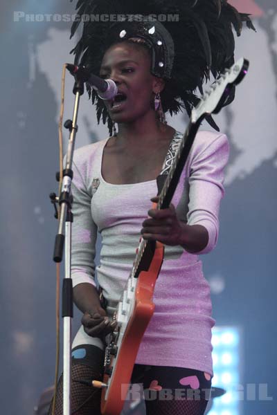 NOISETTES - 2007-08-24 - SAINT CLOUD - Domaine National - Scene de l'Industrie - 